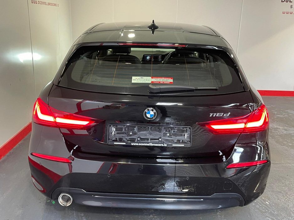 2021 BMW 1 Series - image 4