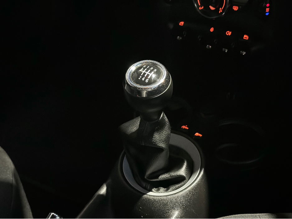 2013 MINI Clubman COOPER D CLUBMAN VAN 2.0