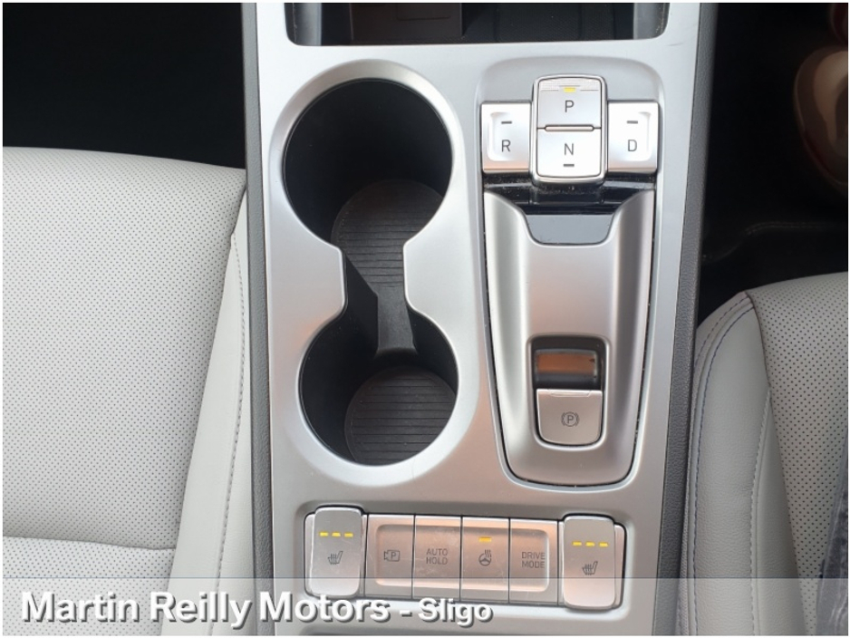 2022 Hyundai Kona - image 12