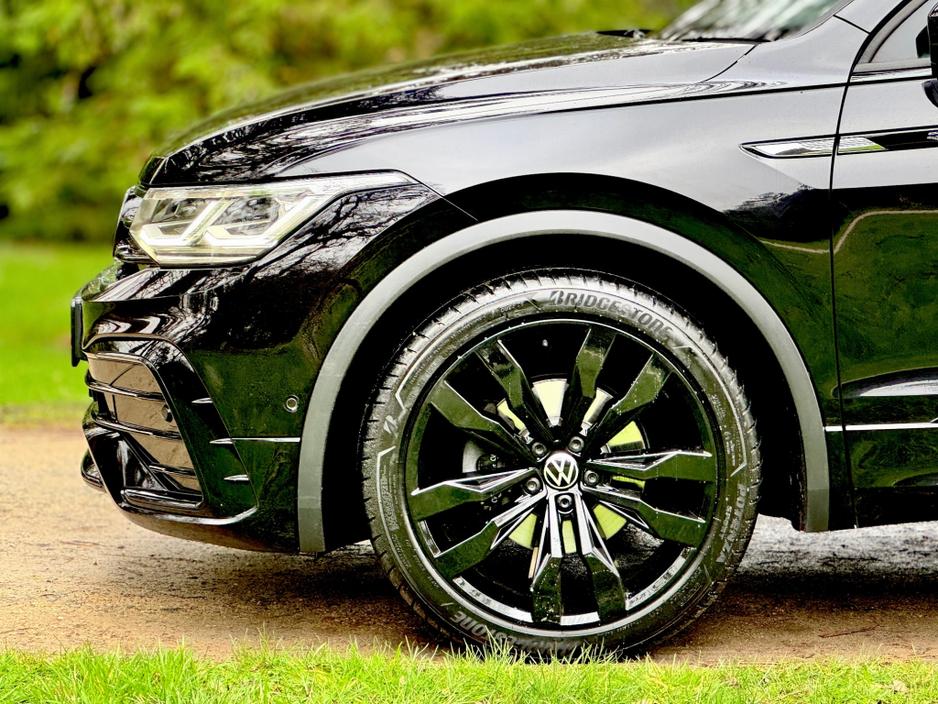 2023 Volkswagen Tiguan - image 45