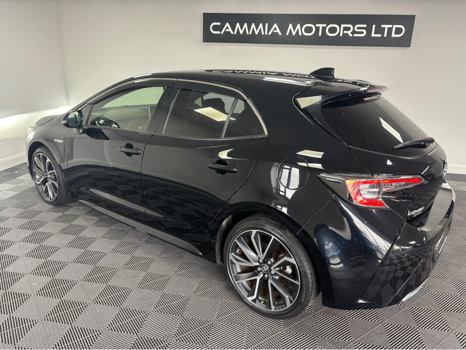 2018 Toyota Corolla - image 4