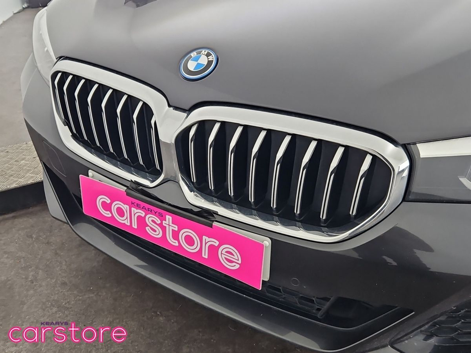 2022 BMW 5 Series 530 E M Sport Auto 530 e M Sport 530 e eDrive 12kWh PHEV 292 109BHP /80kw Auto Start/Stop