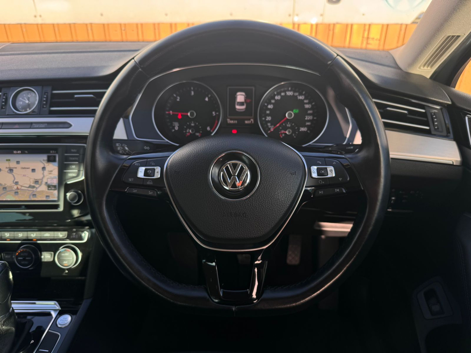 2015 Volkswagen Passat HIGHLINE 2.0 TDI 190HP 4DR €13,750