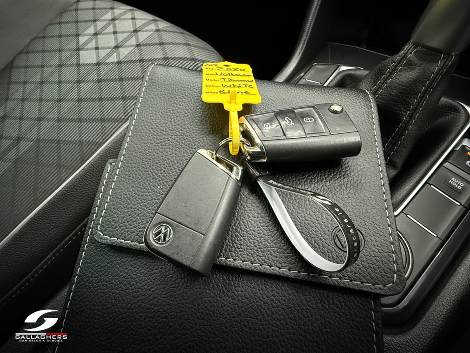 2020 Volkswagen Tiguan - image 14