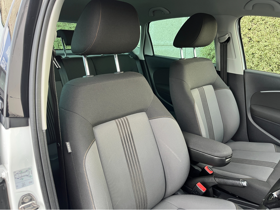 2017 Volkswagen Polo ALLSTAR 1.2 TSI PETROL //HIGH SPEC//IRISH CAR//SAT NAV//REVERSE CAMERA//CARPLAY// €12,950