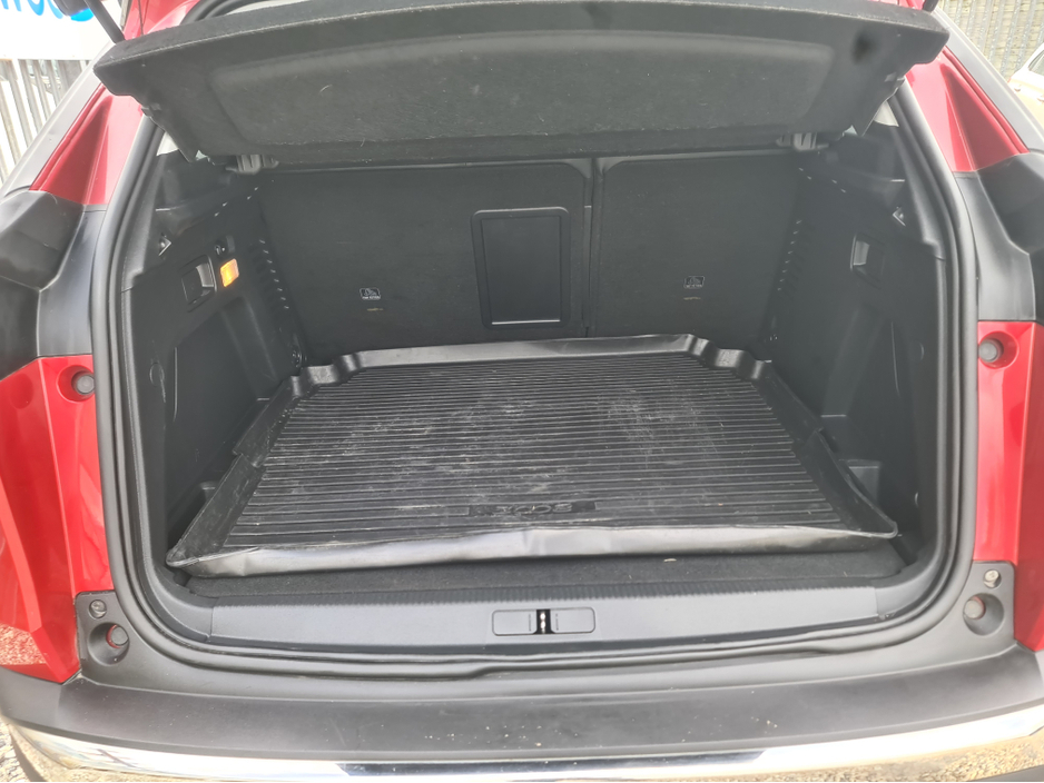 2020 Peugeot 3008 - image 16