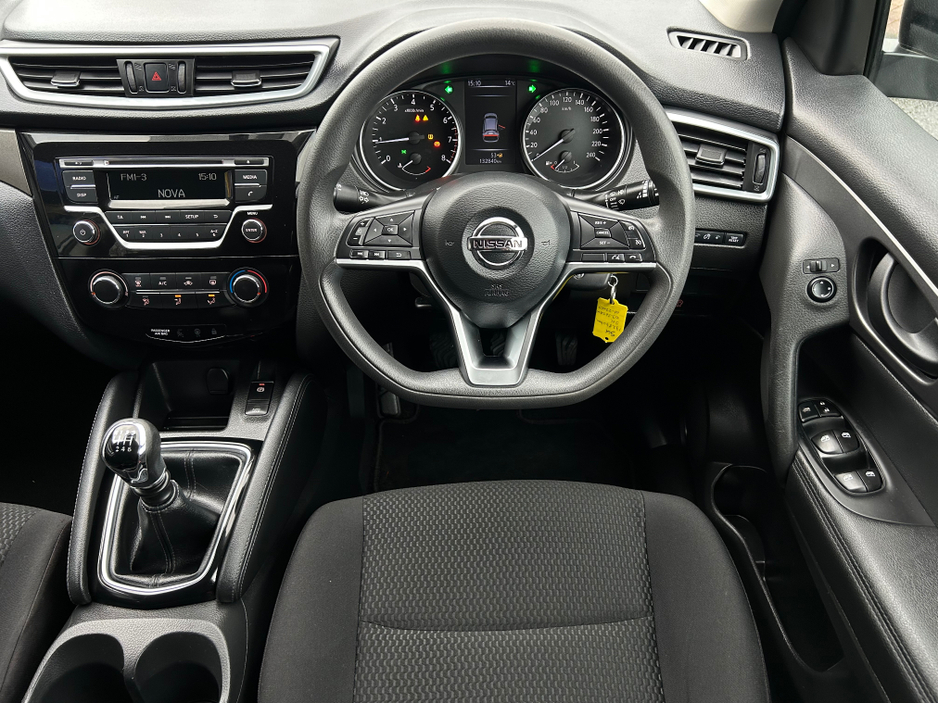 2019 Nissan Qashqai - image 8