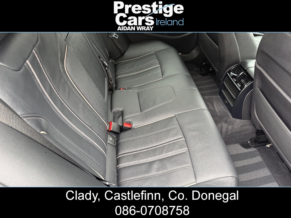 2019 BMW 5 Series - image 15