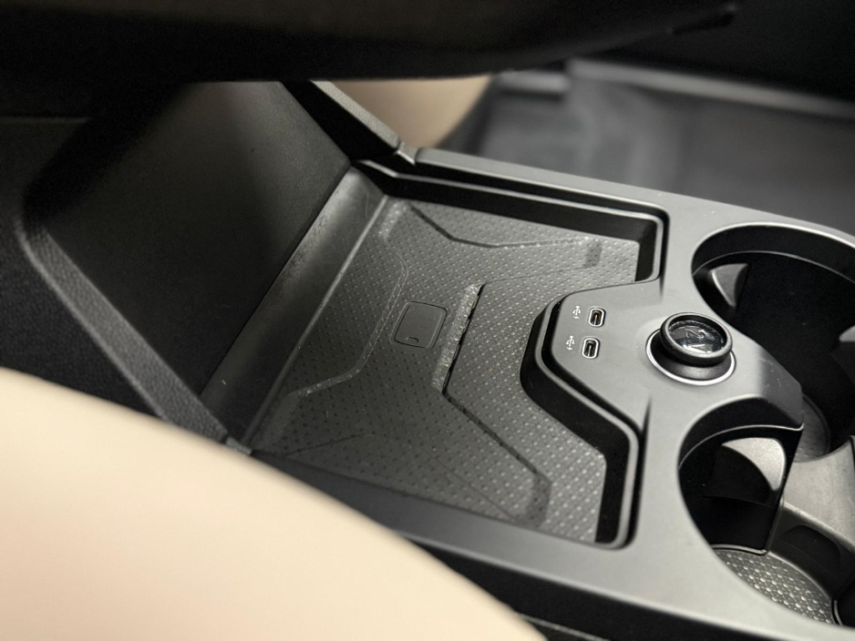 2023 BMW iX - image 20