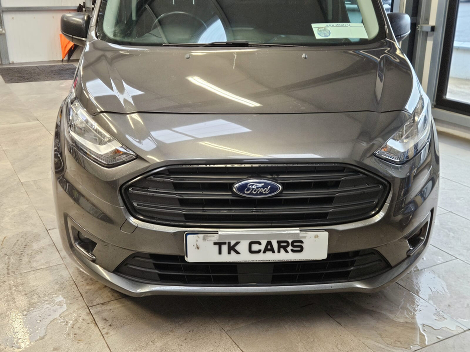 2020 Ford Transit Connect - image 3