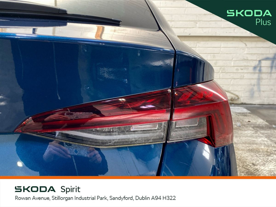 2023 Skoda Octavia - image 18