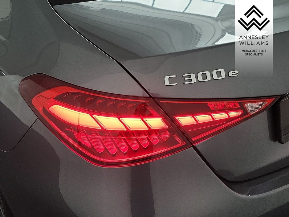 2025 Mercedes-Benz C Class - image 8