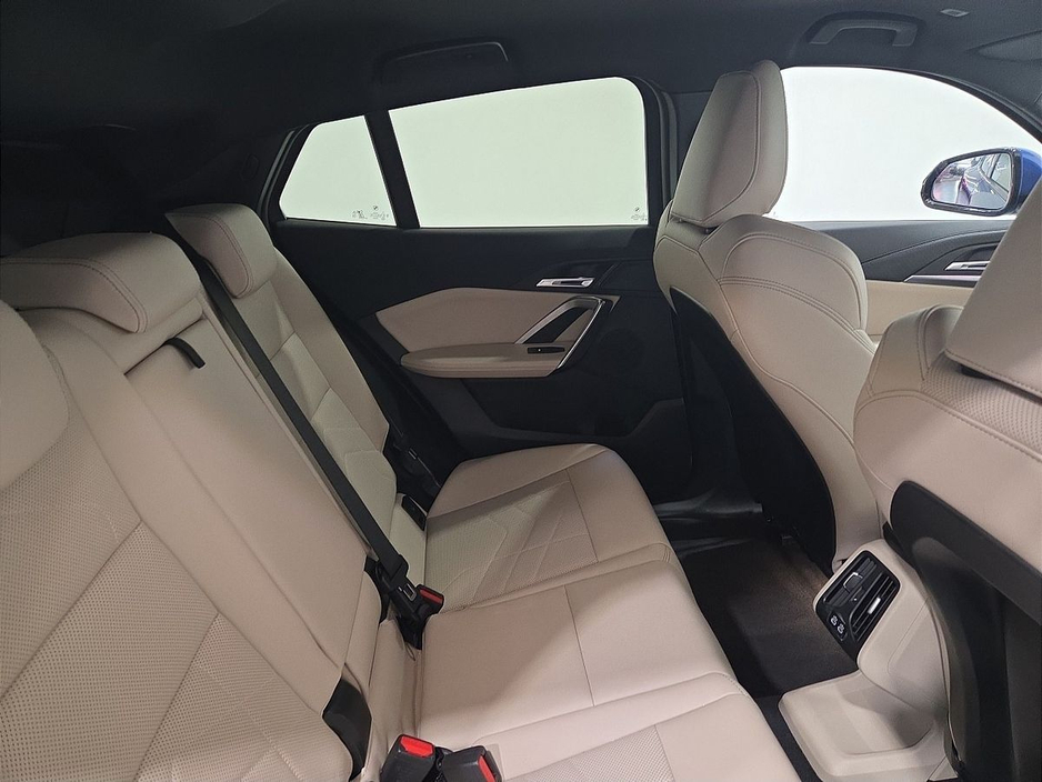 2025 BMW iX2 - image 22