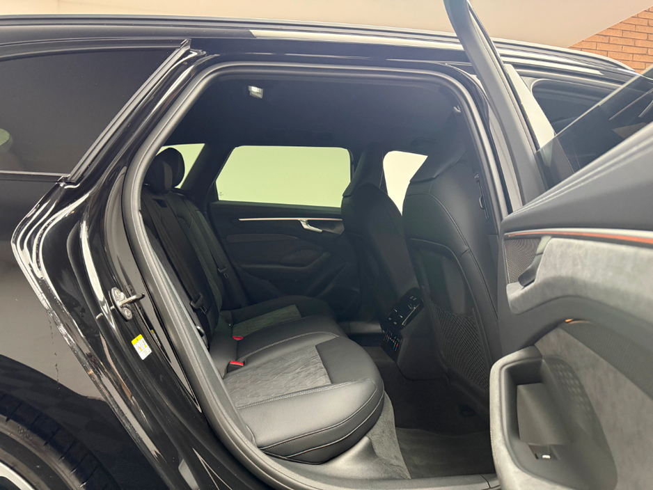 2025 Audi A6 LAUNCH EDITION E-HYBRID QUATTRO €84,990