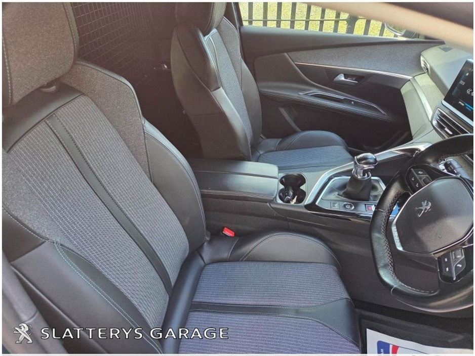 2022 Peugeot 3008 3008 F/L ALLURE VAN 1.5 BLUE €16,995