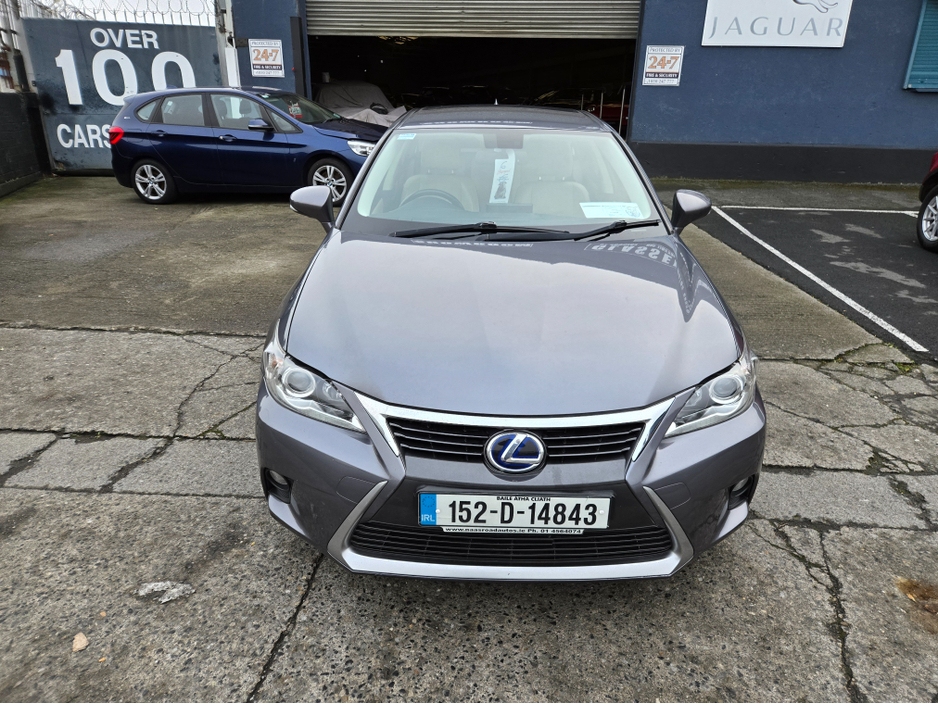 2015 Lexus CT 200 h - image 14