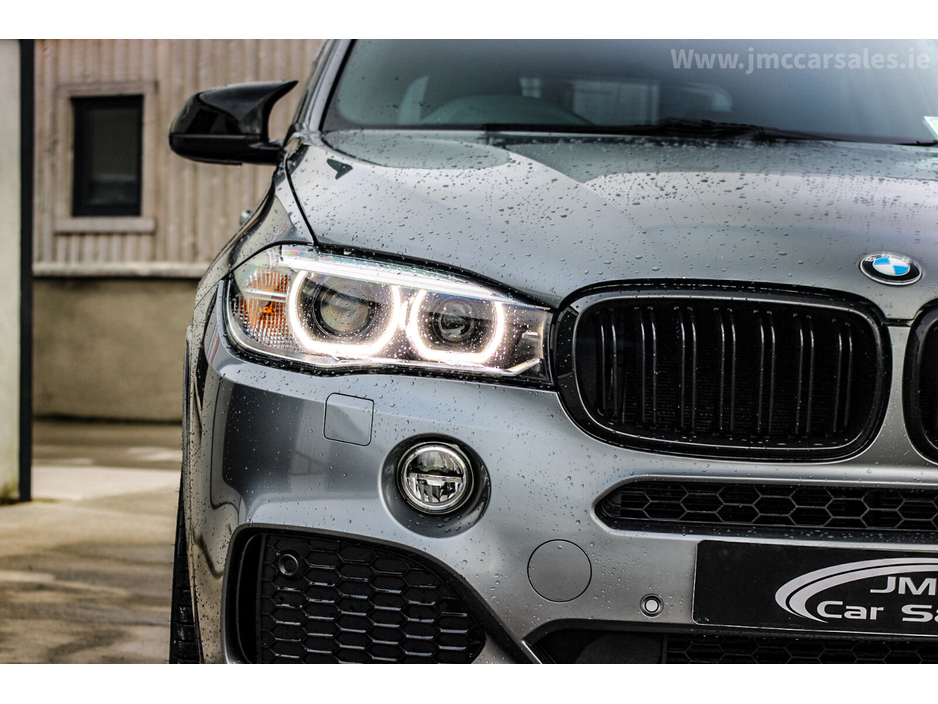 2015 BMW X5 xDrive30d M Sport €32,995