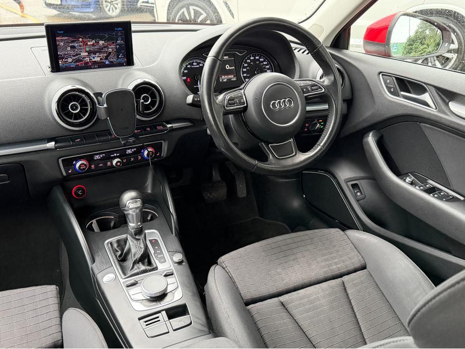 2015 Audi A3 E-TRON..Bang&Olufsen..2 Keys €11,900