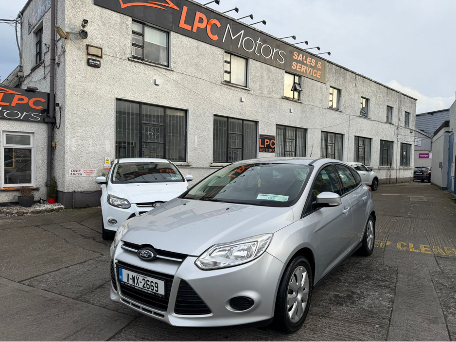 2011 Ford Focus - image 5