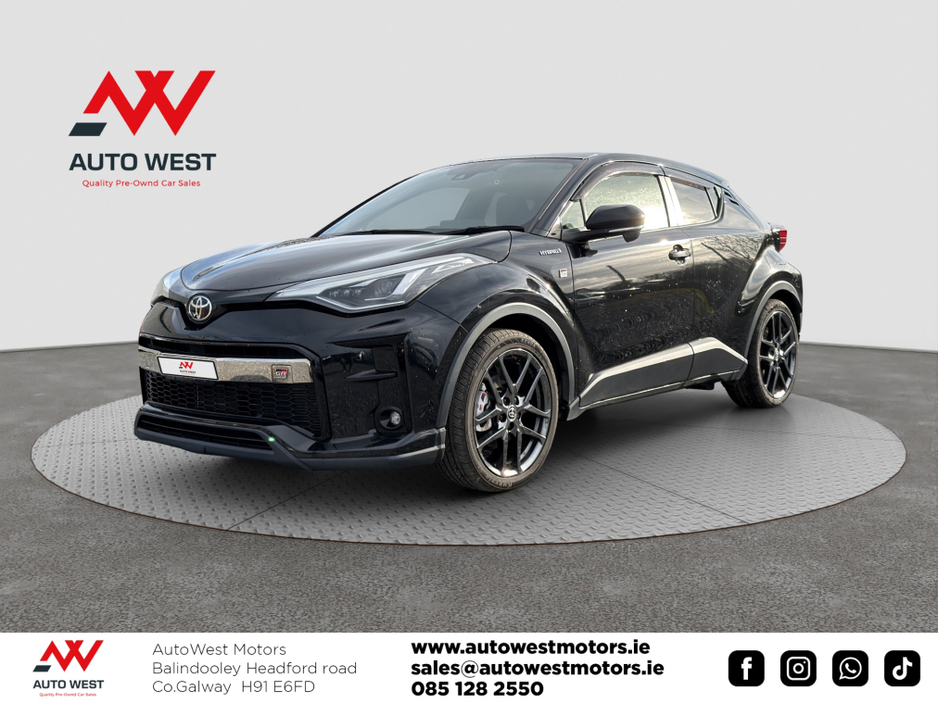 2019 Toyota C-HR - image 3