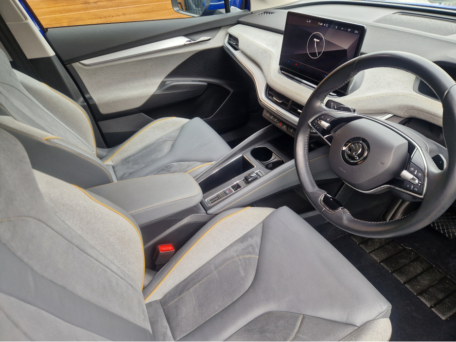 2023 Skoda Enyaq 82 KWH BIGGER BATTERY 80(125 KC) / LOUNGE / HALF-LEATHER / CAMERA / LANE ASSIST / 19" ALLOYS / *FINANCE OPTIONS AVAILABLE* €29,985