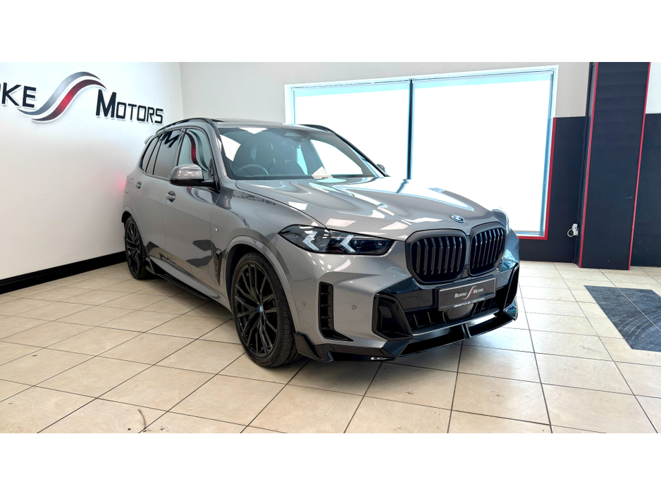 2024 BMW X5 - image 21