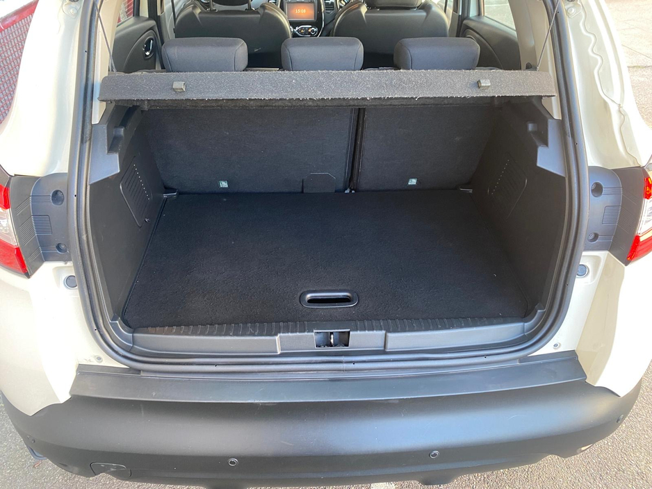 2016 Renault Captur - image 3