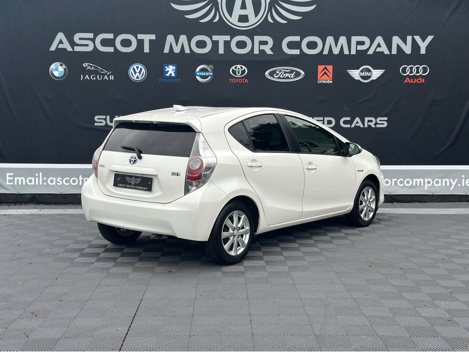 2014 Toyota Aqua Automatic €9,250