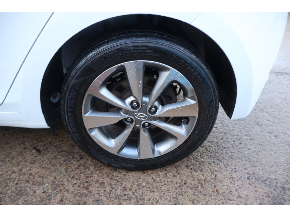 2017 Hyundai i20 ACTIVE DELUXE Only 74,000Km Exceptional! €12,995