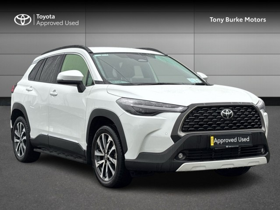 2025 Toyota Corolla CROSS - Save EUR 4,500 - LunaSport + Side Steps Worth EUR 905 - 1.8 Hybrid - Automatic // Remote Central Locking // Front Electric Windows // Rear Electric Windows // Electric Mirrors // Finger Tip St €41,680
