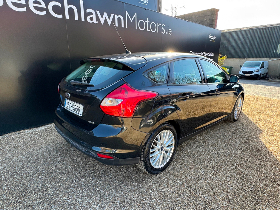 2012 Ford Focus - image 3