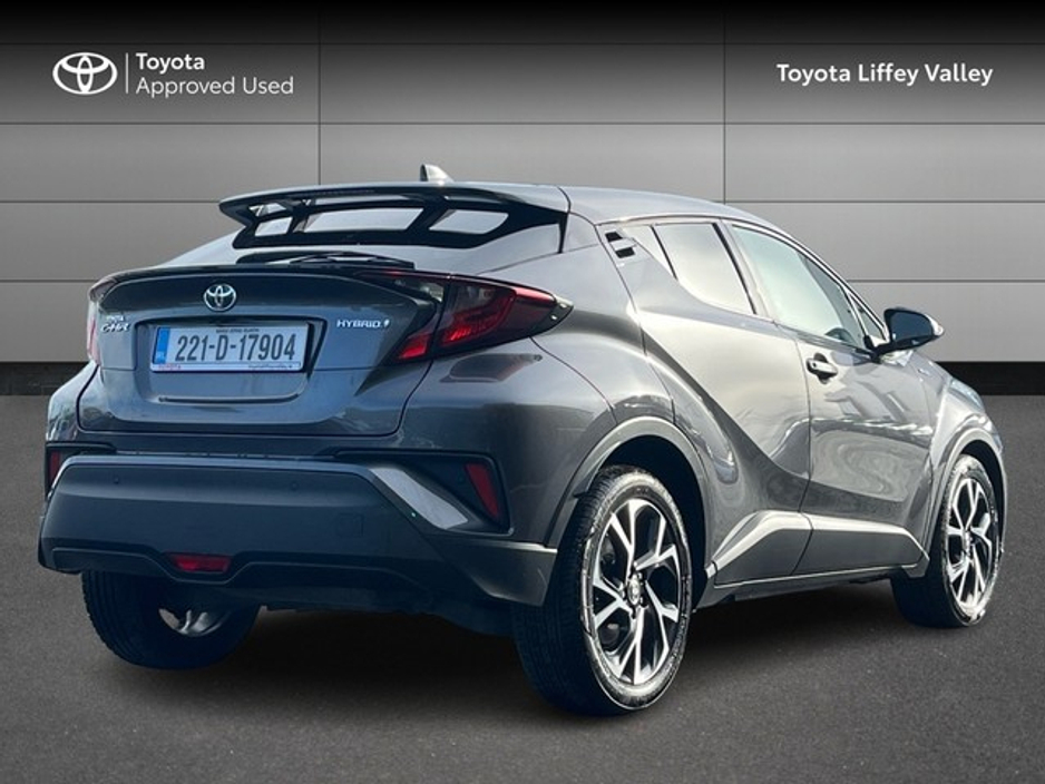 2022 Toyota C-HR - image 2