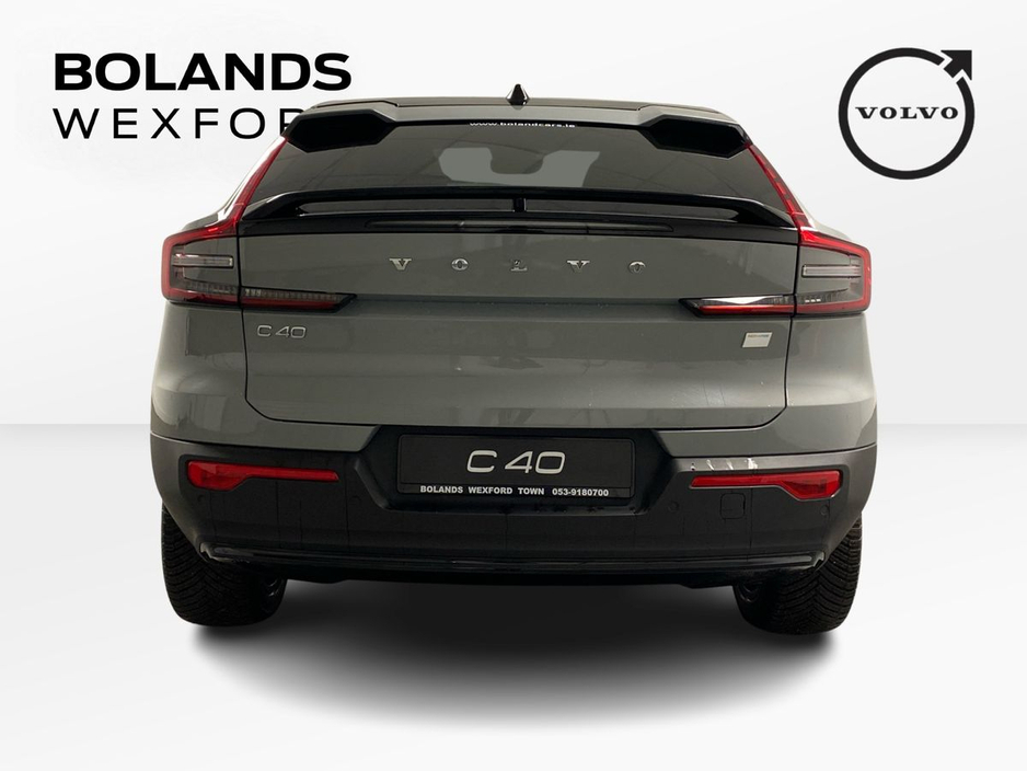 2026 Volvo EC40 - image 5