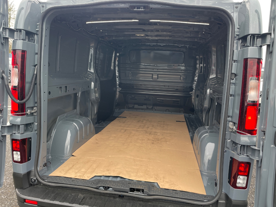 2026 Nissan Primastar - image 18