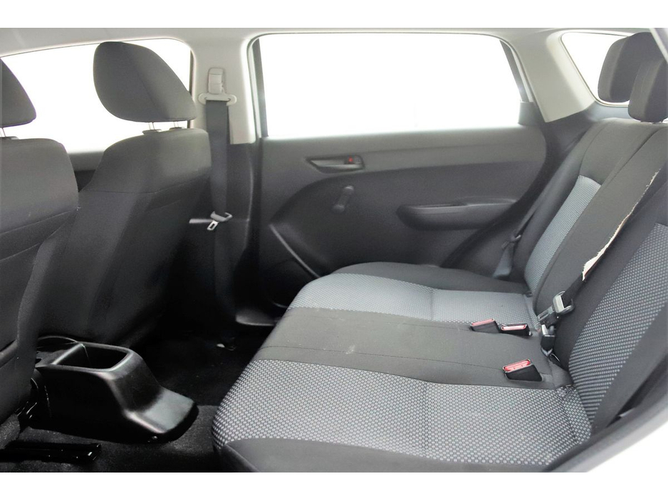 2023 Suzuki Vitara - image 16