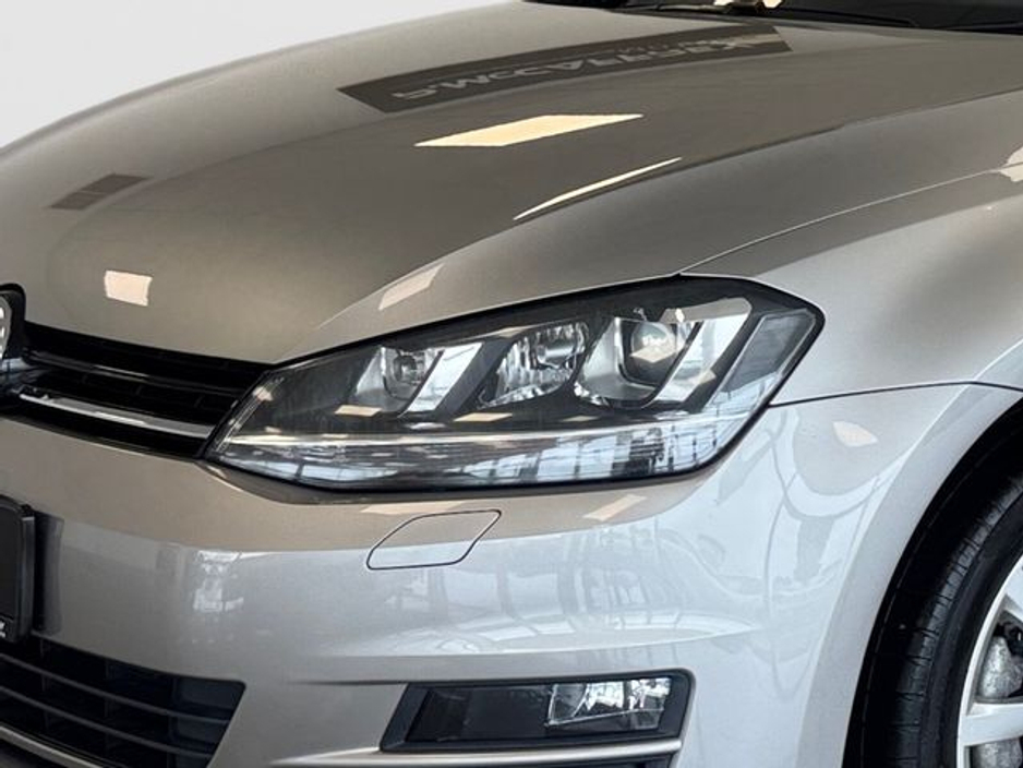 2017 Volkswagen Golf - image 9