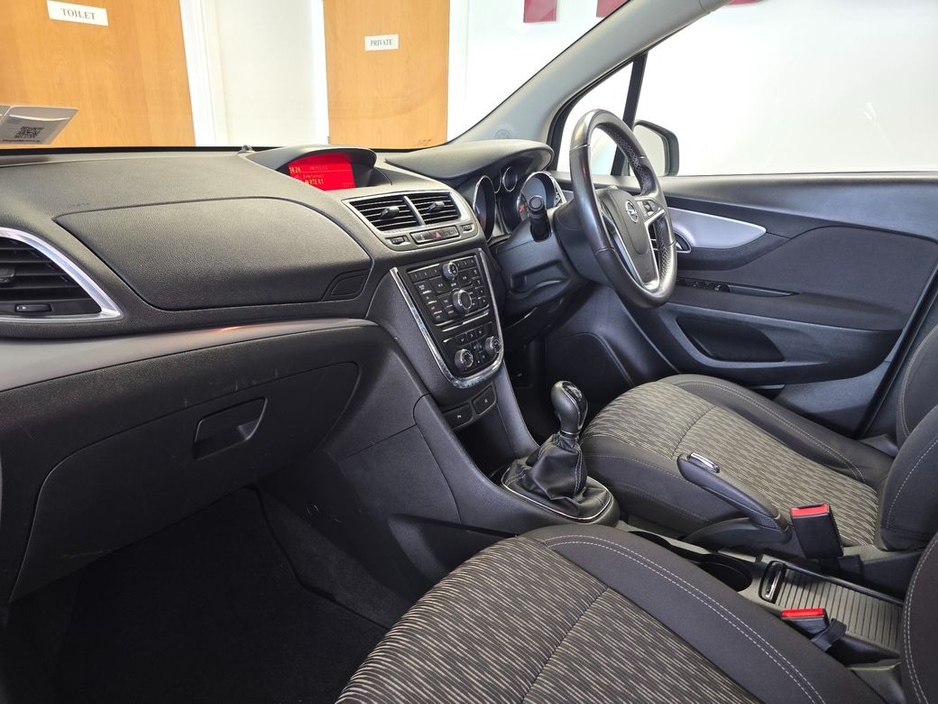 2016 Opel Mokka - image 8