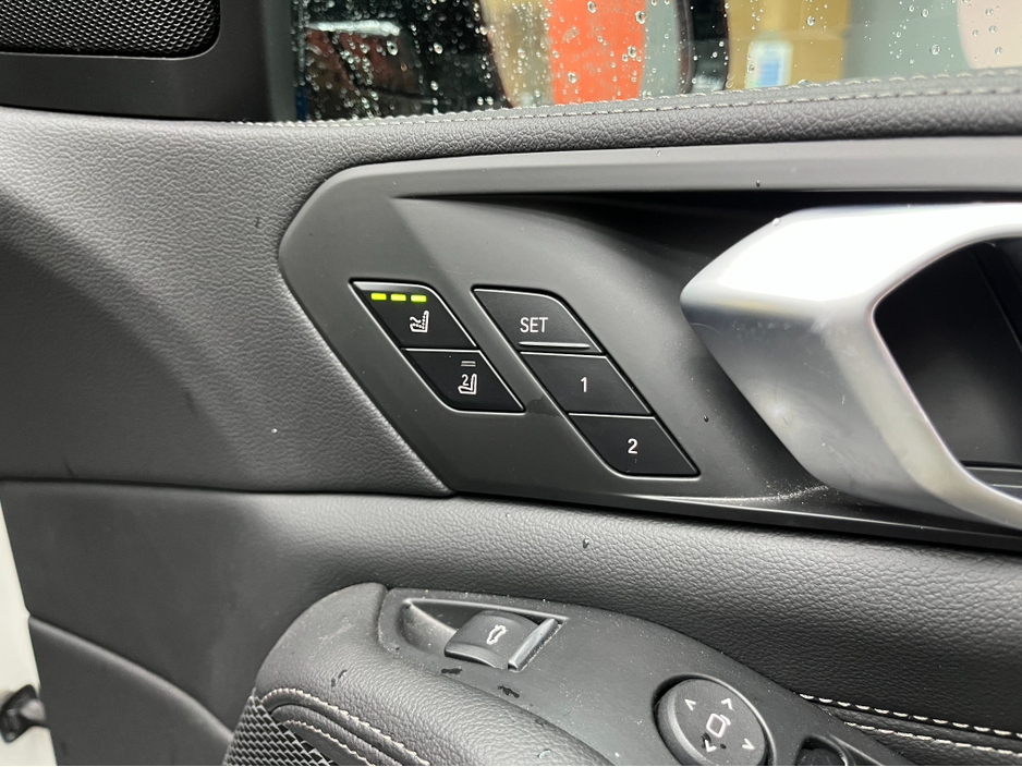 2021 BMW X5 - image 21