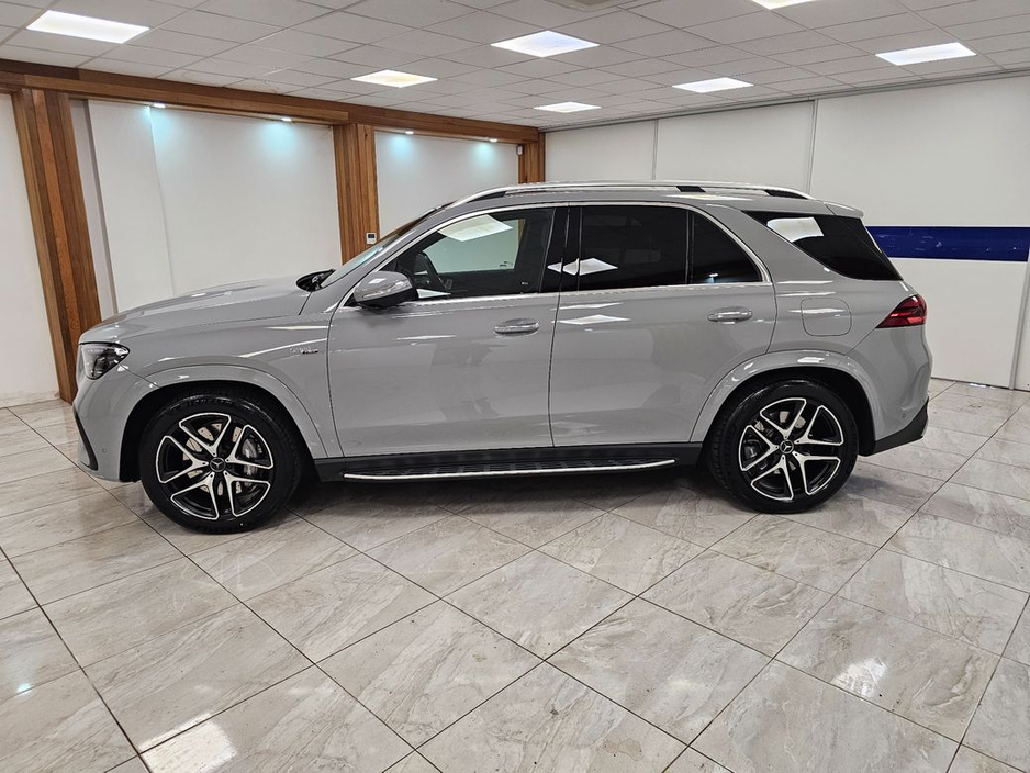 2025 Mercedes-Benz GLE Class - image 4