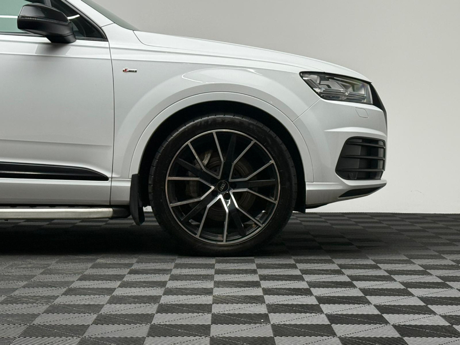 2019 Audi Q7 - image 9