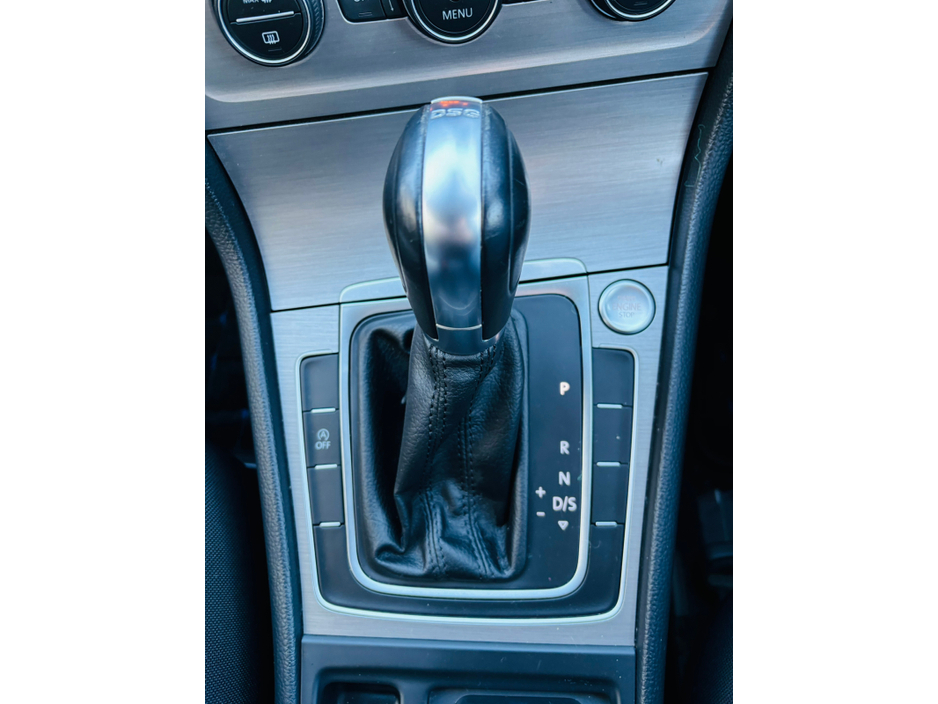 2016 Volkswagen Golf  €12,950