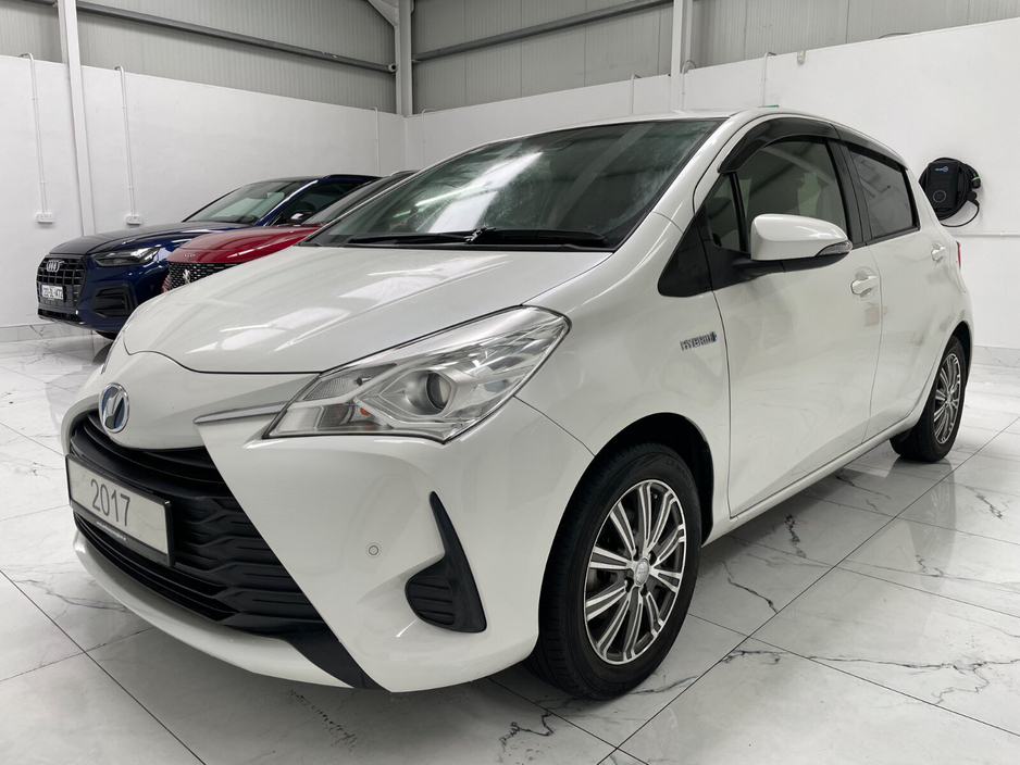 2017 Toyota Yaris - image 7