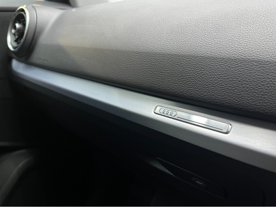 2018 Audi Q2 - image 16