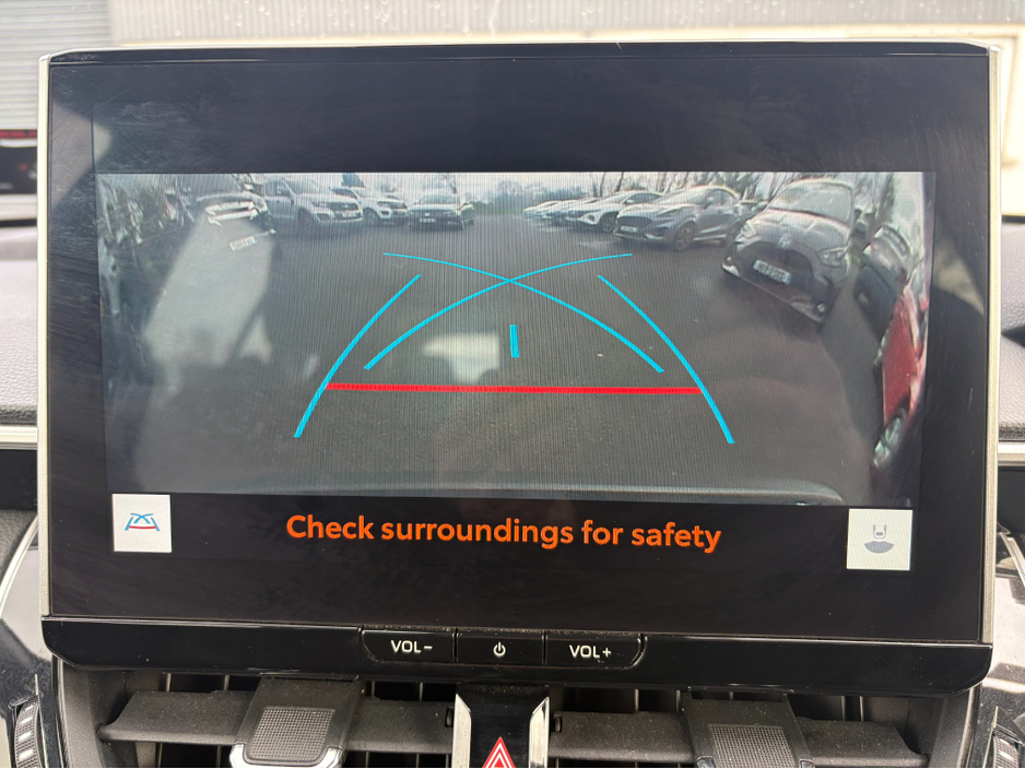 2023 Toyota Corolla Cross - image 8