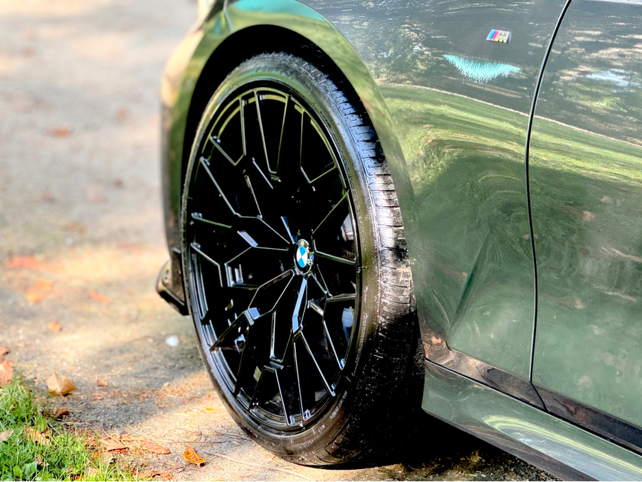 2020 BMW 3 Series - image 21