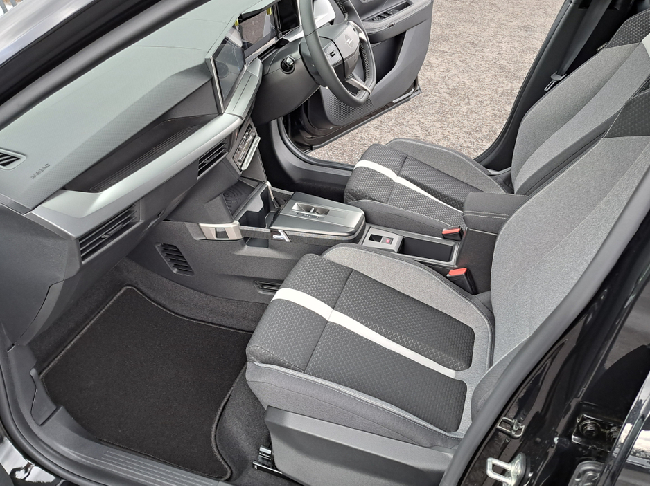 2026 Opel Frontera - image 16