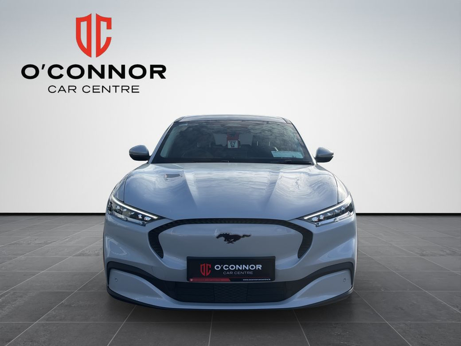 2023 Ford Mustang - image 2