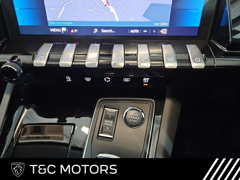 2020 Peugeot 508 Automatic, Front & Rear Parking Sensors with Reversing Camera, Cruise Control, Dual Climate Control, Low Mileage €22,995