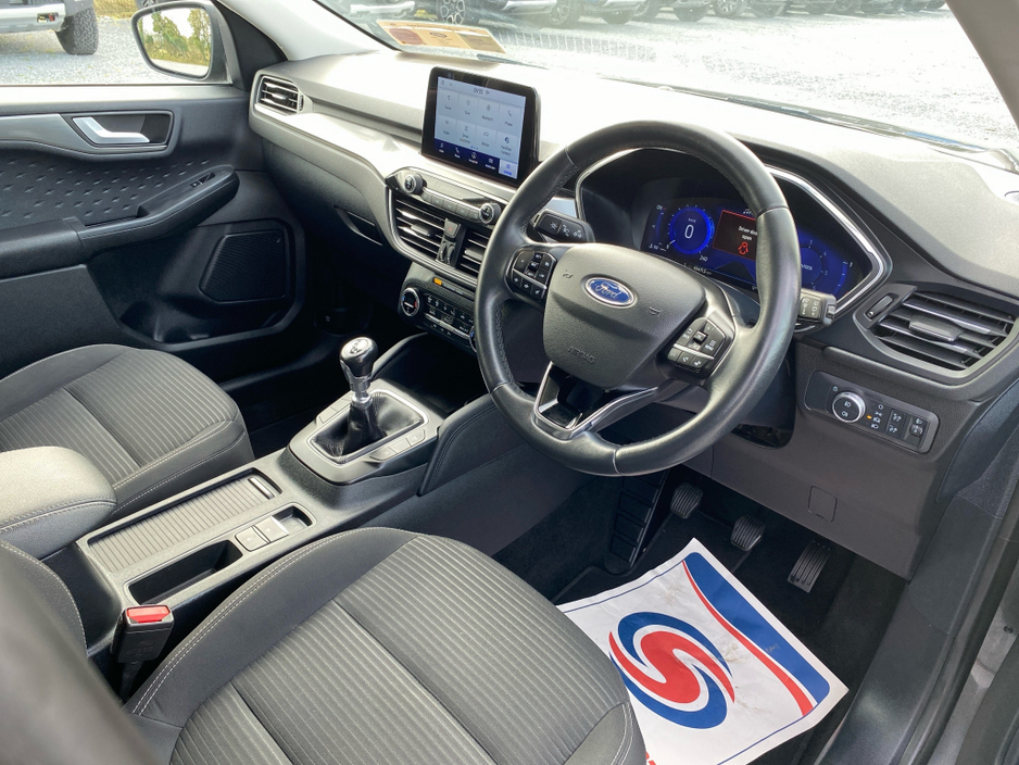 2021 Ford Kuga - image 6