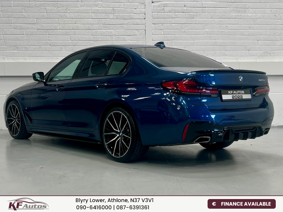 2022 BMW 5 Series - image 6